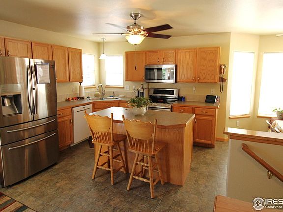 3rd image of 319 River Rock Dr