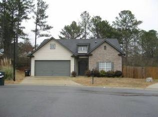 1917 Kent Cir, Leeds, AL 35094