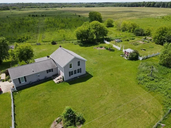 N3421 Us Highway 151, Waupun, WI 53963