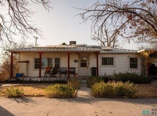 107 N 2nd St, Carlsbad, NM 88220