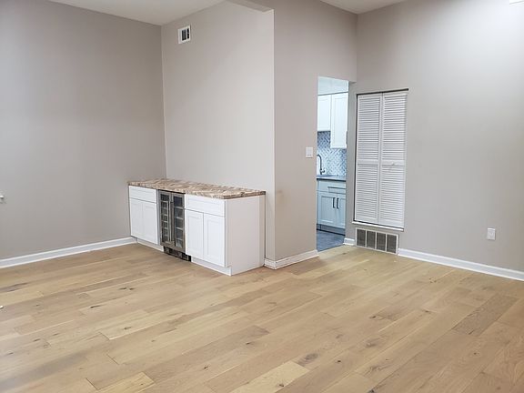 4th image of 2300-2302 S 10th St E #C