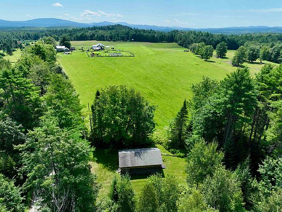 4th image of 843 Perini Road