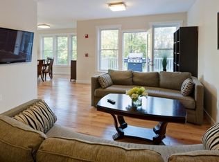 89 New St #110, Cambridge, MA 02138