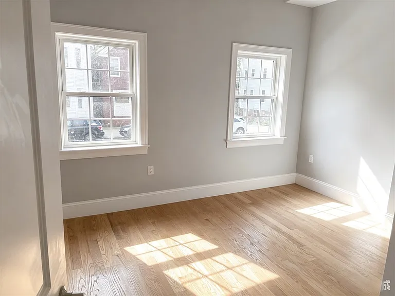 84 Chelsea St #1 — Photo 15