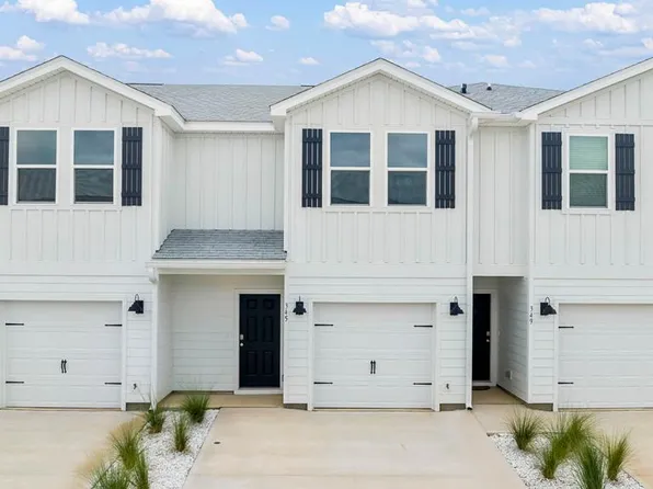 350 Chateau Ln, Port Saint Joe, FL 32456