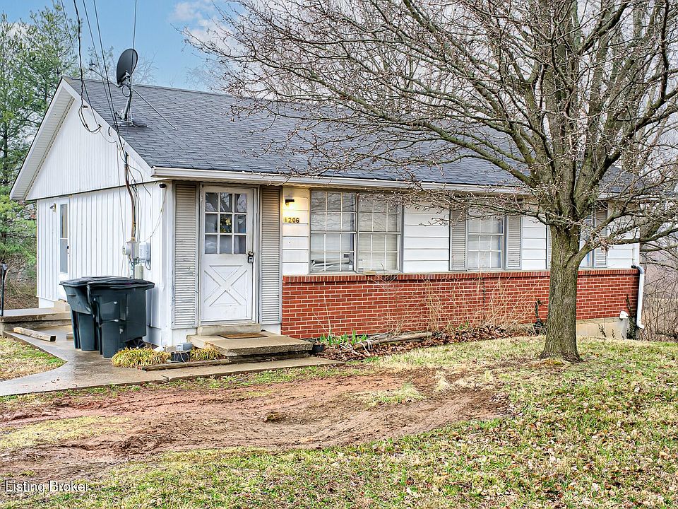 1st image of 1206 Woodland Dr