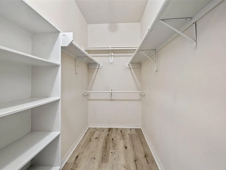 9219 E Lakeside Dr — Photo 16