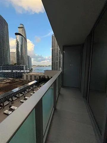 77 SE 5th St #1704 — Photo 3