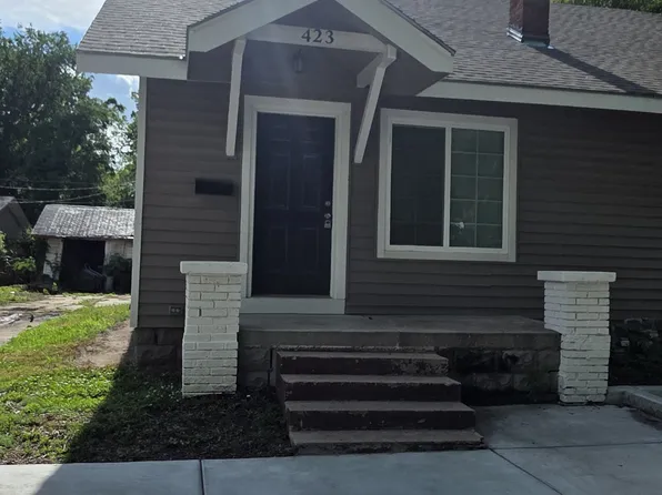 423 N Volutsia Ave #1, Wichita, KS 67214