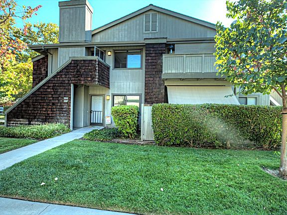 2nd image of 2207 La Terrace Cir