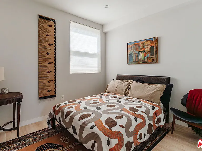 6072 Pickford St — Photo 22