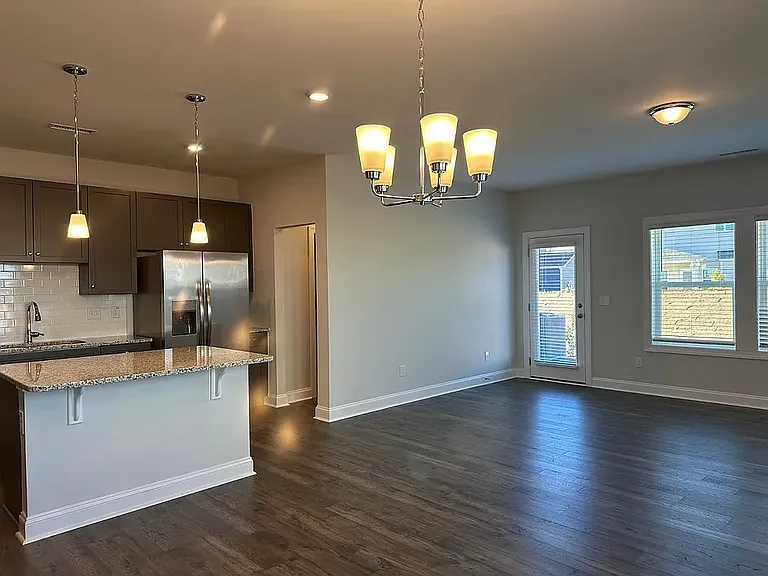 529 Eversden Dr — Photo 25