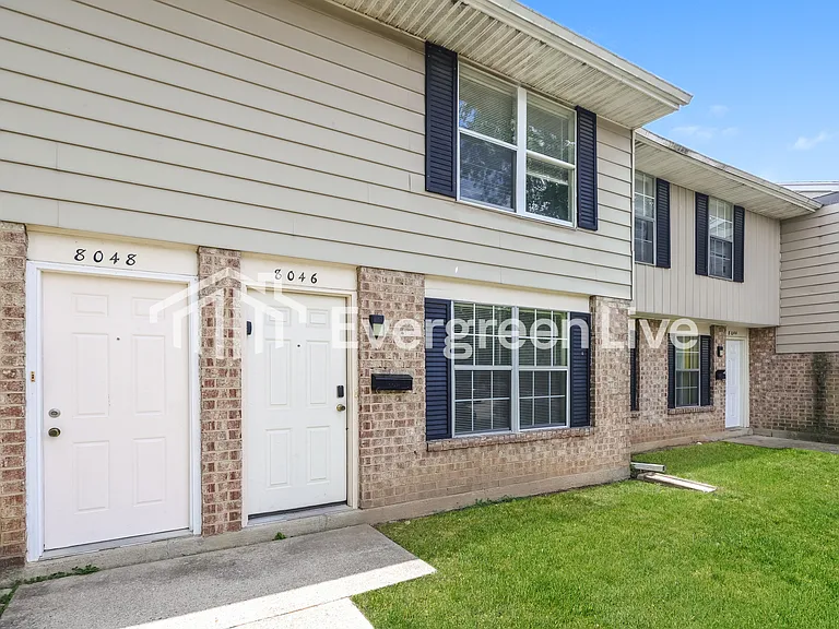 8046 Mount Everest St — Photo 2