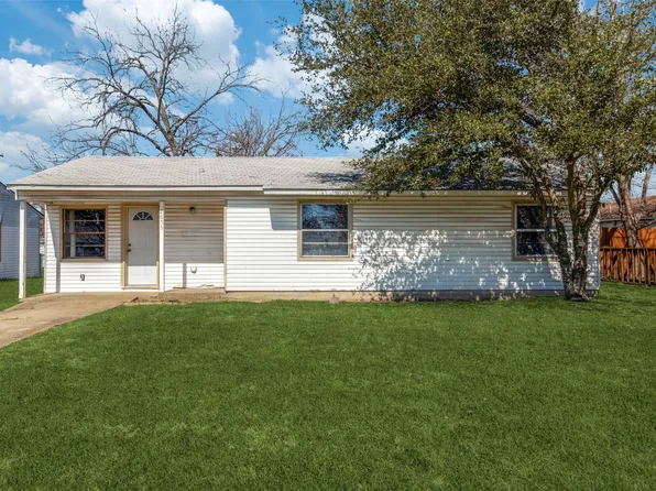 2655 Larry Dr, Dallas, TX 75228