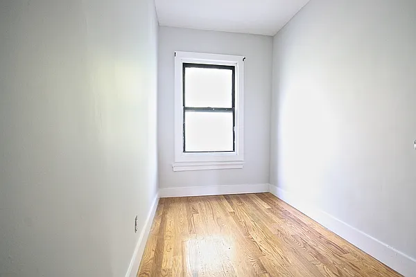 Rented by Rental Solutions Inc | media 2