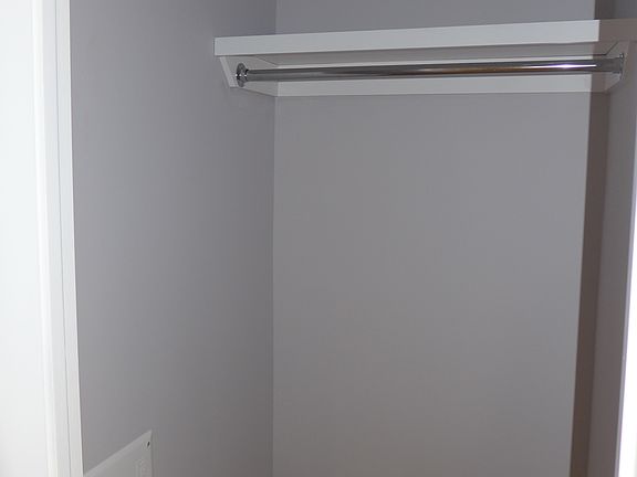 4th image of 320 E 52nd St APT 9H