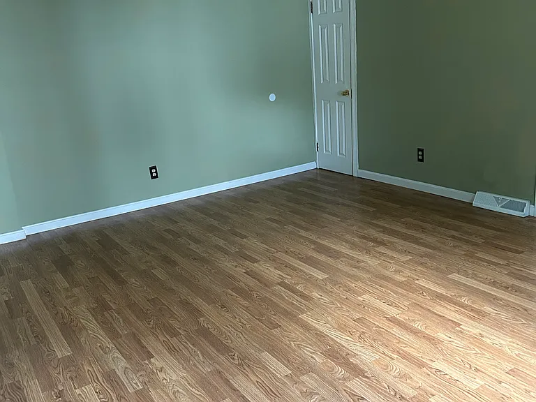 1607 Main St #A — Photo 6