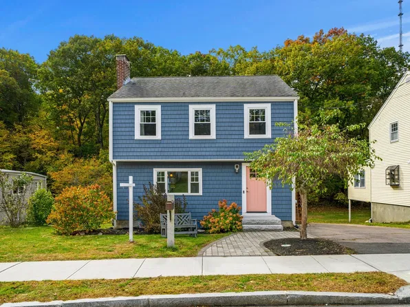 65 Emerald St, Quincy, MA 02169