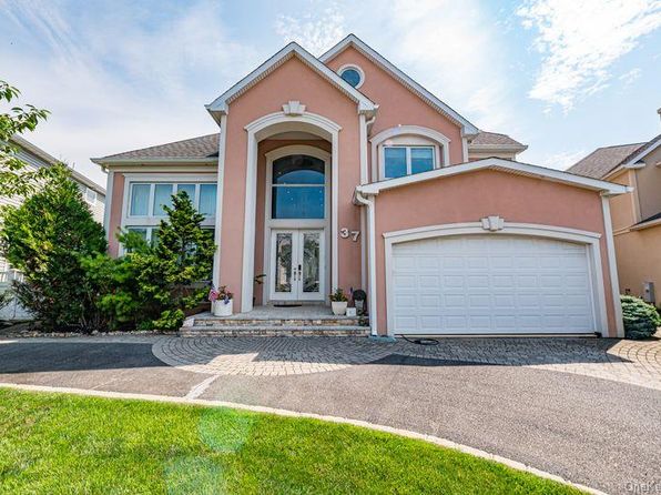 37 Crescent Cove Cir