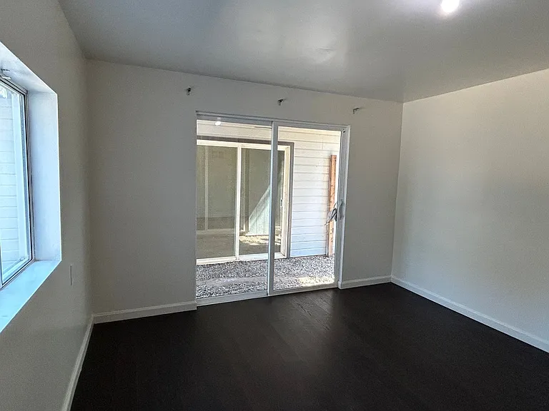 7252 Lincoln Blvd — Photo 5