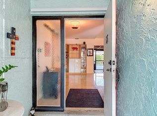 2321 NW 102nd Way, Pembroke Pines, FL 33026