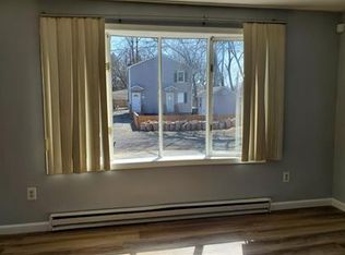 16 Otis Ct, Springfield, MA 01119