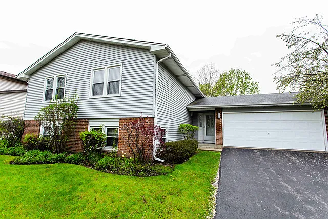 348 Horatio Blvd photo 1