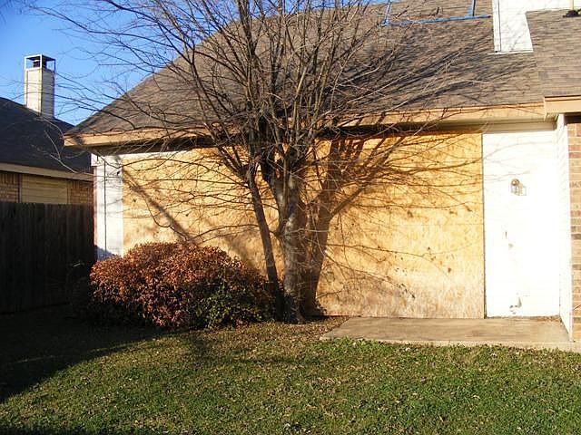 2nd image of 502 Coronado Ln