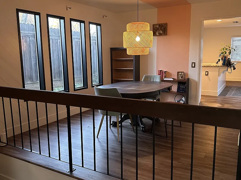 2511 Exeter Square Ln — Photo 6