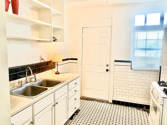 4th image of 4460 E Falk Pl