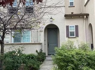 205 Okeefe Way, Mountain View, CA 94041