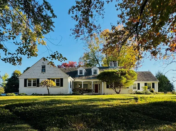 3407 Midfield Rd, Pikesville, MD 21208
