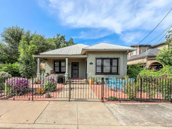 1909 Matamoros St, Laredo, TX 78040