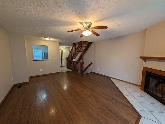 4th image of 201 Macenroe Dr #66C