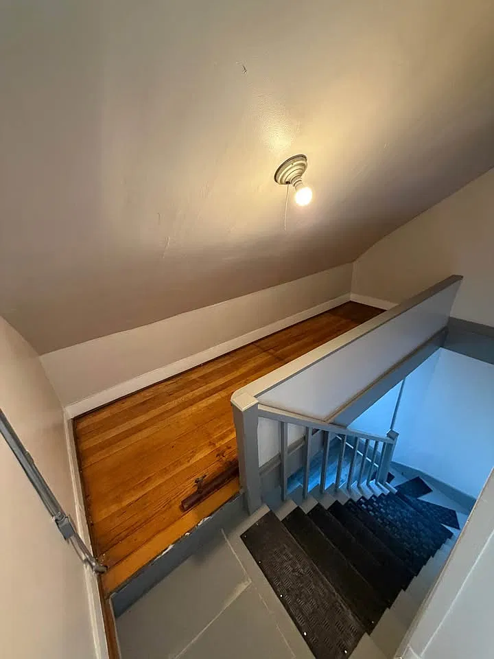 2 bed, $1,900 — Photo 4