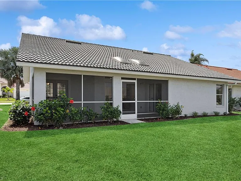 12408 Kelly Sands Way — Photo 16
