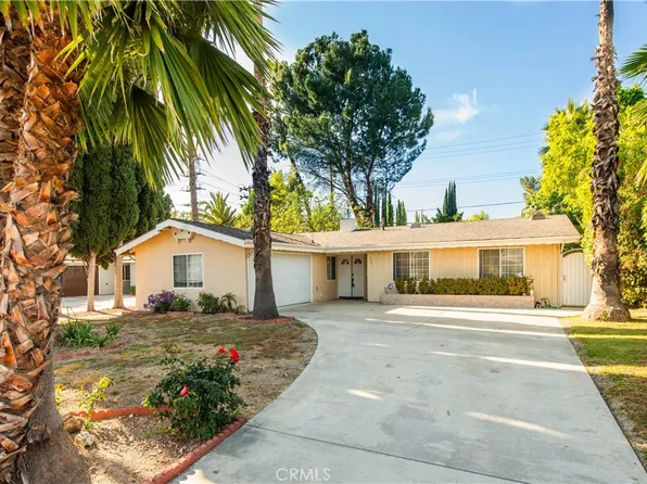 20865 Martha St, Woodland Hills, CA 91367