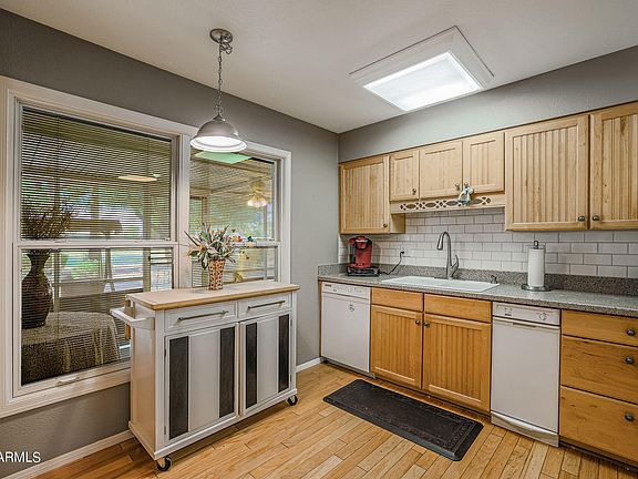 3rd image of 19446 N Willowcreek Cir