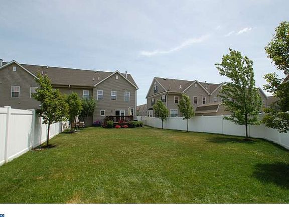 4th image of 3412 Trevi Ct
