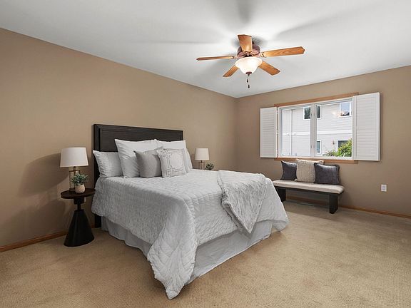 4th image of 358 Alpine Meadow Cir