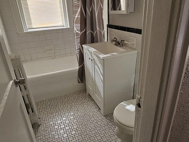 91 Nichols St #1 — Photo 16