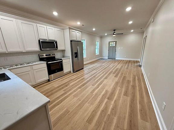 4th image of 83 McFall Rd