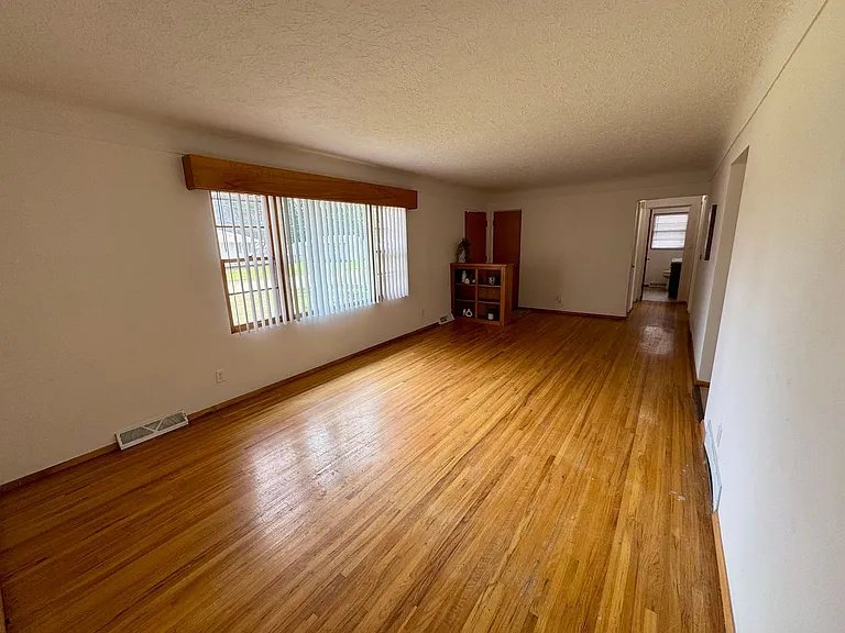 900 Cataract Ave — Photo 5