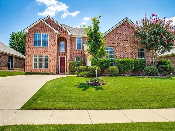 2nd image of 6511 Bluebird Dr