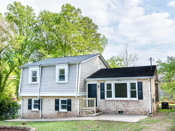 2824 Wyncote Dr, Raleigh, NC 27603