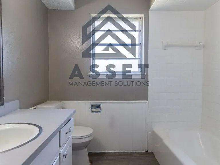 304 W Campbell Dr — Photo 27