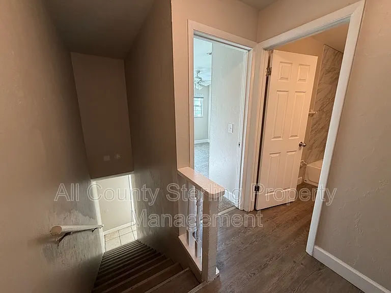 1718 SW 69th Ter #A — Photo 6