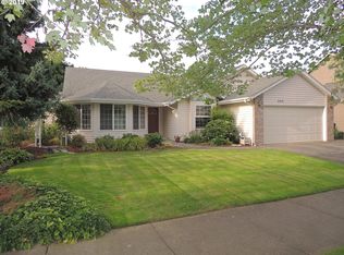 949 Parkmeadow Dr NE, Keizer, OR 97303
