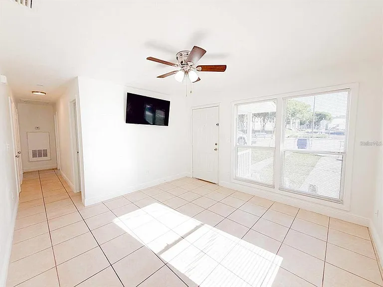 407 W Bella Vista St — Photo 12