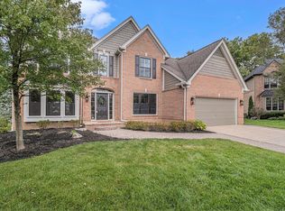 3784 Village Ct, Troy, MI 48084